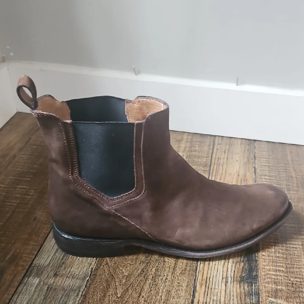 Elegant J.D. Fisk Chelsea Low Boy Men's Quality Brown Leather‎ Boots